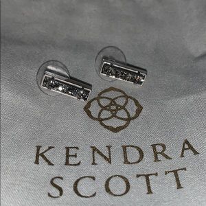 Kendra Scott drusy bar earrings! Silver